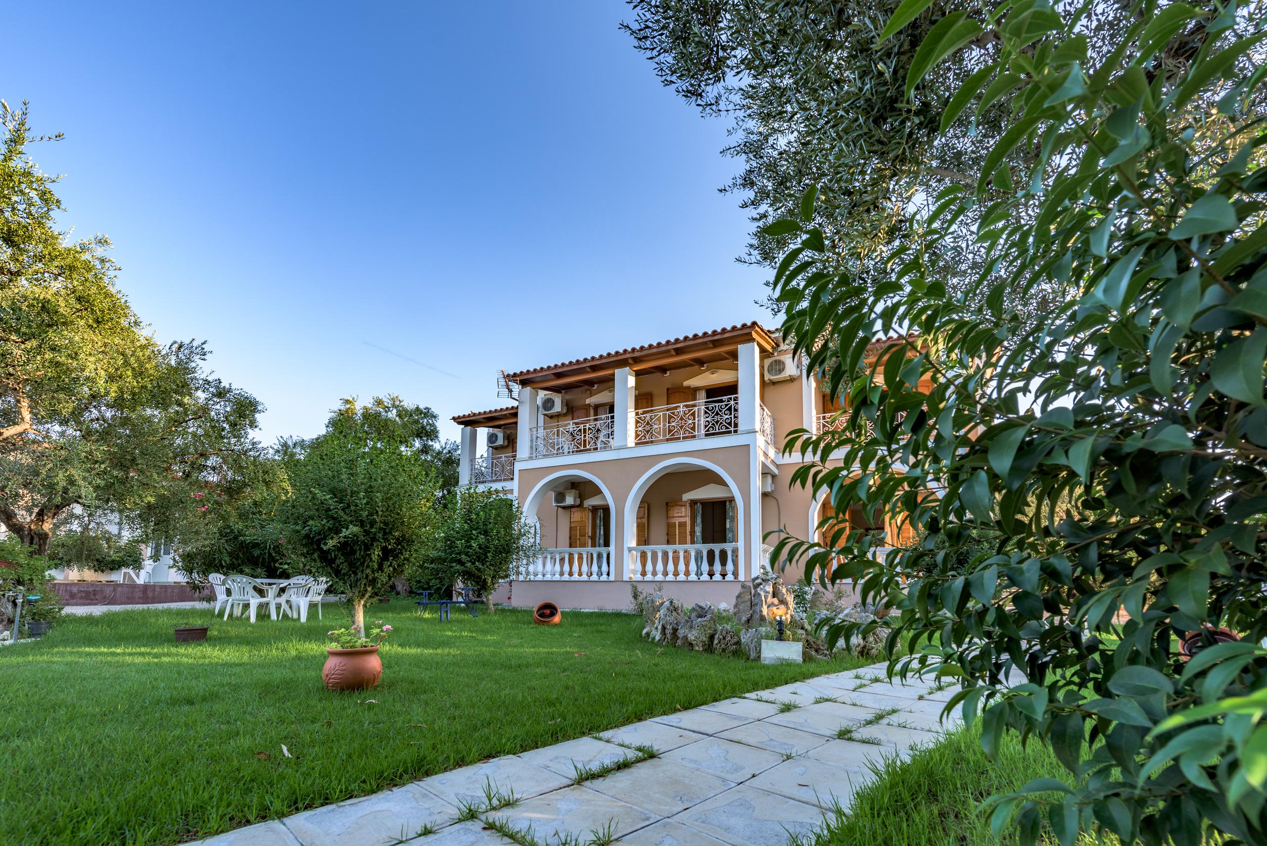 Pansion Mary 2* Psarou (Zakynthos)